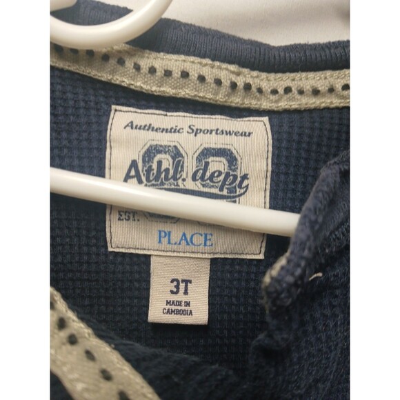 Boys Navy Top. Authentic sportswear Says Team 22 Size 3T - Picture 3 of 4